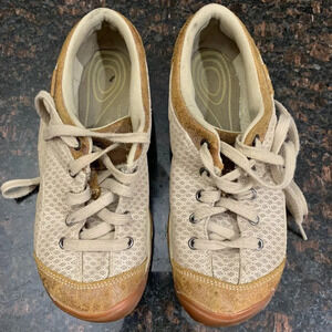 Keen Tennis Shoes - Like new